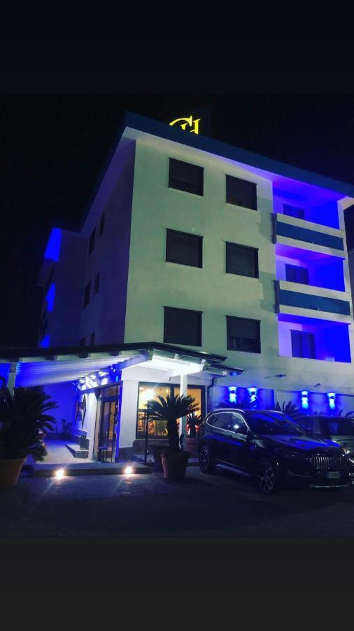 Hotel Clinton Casoria Kültér fotó