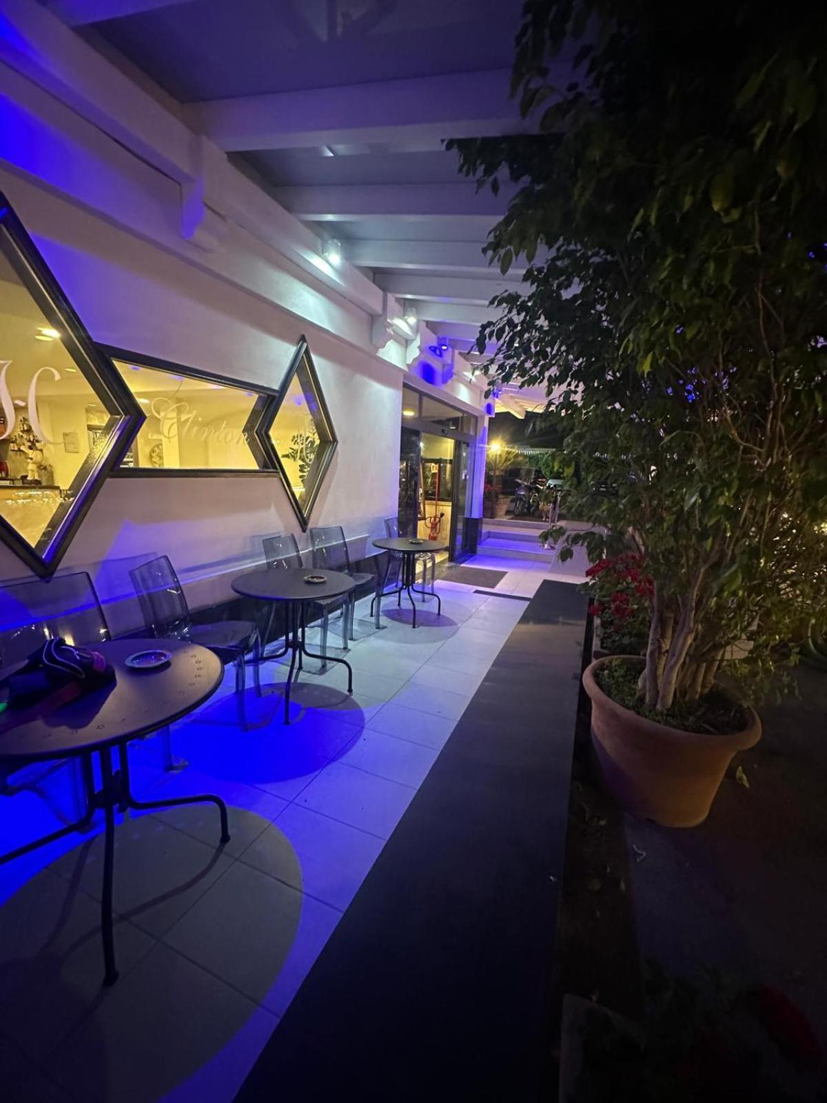 Hotel Clinton Casoria Kültér fotó