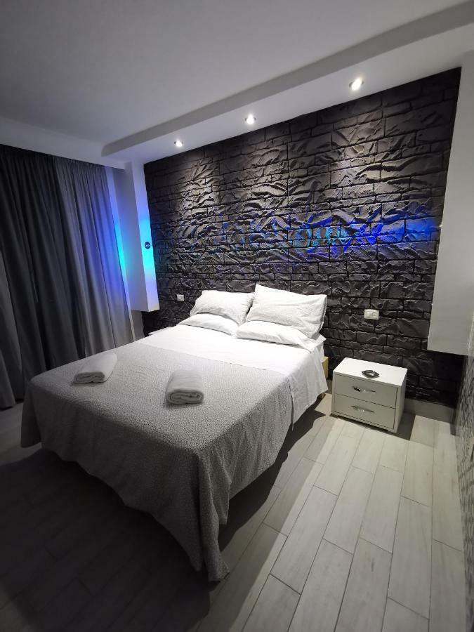 Hotel Clinton Casoria Kültér fotó