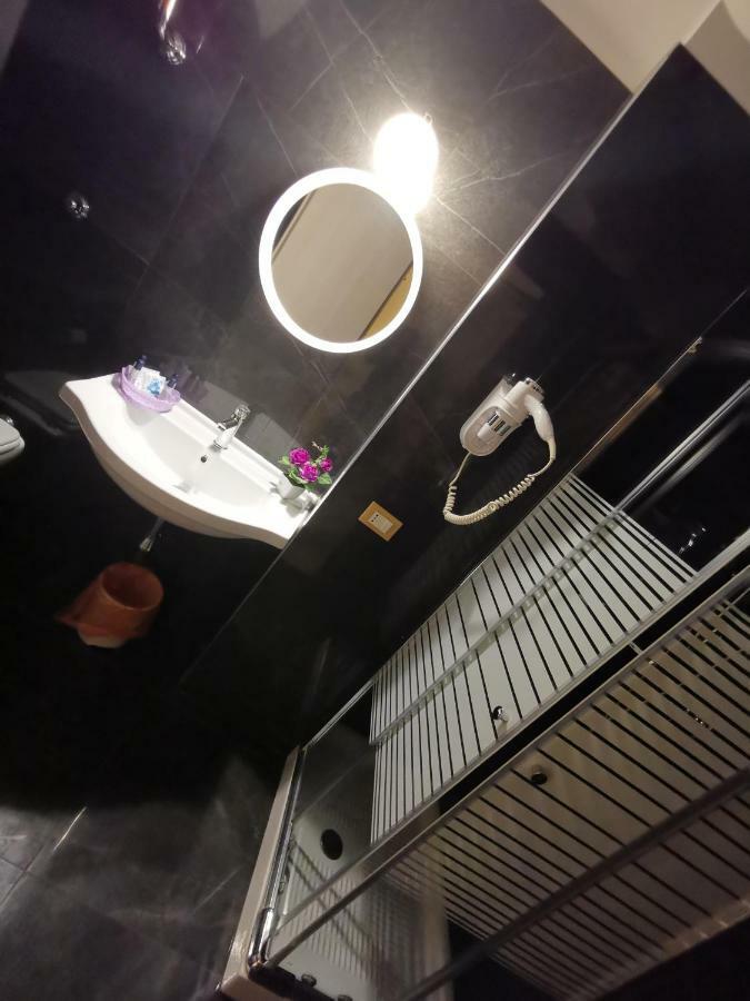Hotel Clinton Casoria Kültér fotó